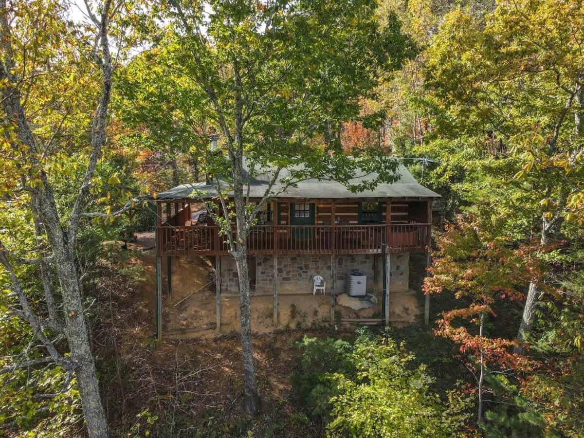 View! Cozy, Private, Fireplace, Hot Tub Log Cabin, Honeymoon! Sevierville Extérieur photo